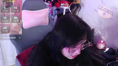 Snapshot of lilomoon69 chatting on September 27, 3:21 pm Lilo online show from September 27, 3:21 pm