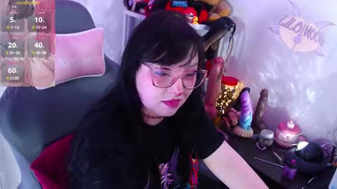 Snapshot of lilomoon69 chatting on October 14, 4:54 pm Lilo online show from October 14, 4:54 pm
