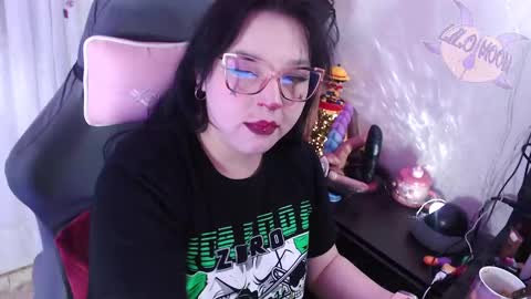 Snapshot of lilomoon69 chatting on October 2, 2:38 pm Lilo online show from October 2, 2:38 pm