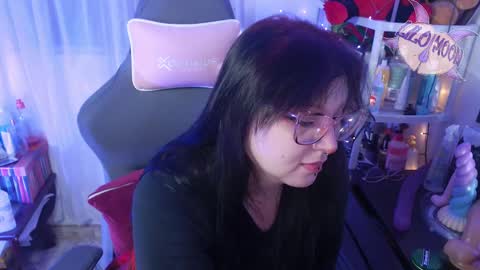 Snapshot of lilomoon69 chatting on February 27, 8:02 am Lilo online show from February 27, 8:02 am