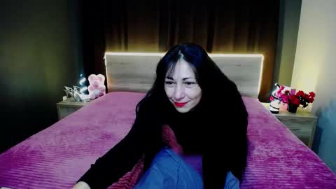 lilugrants online show from January 9, 7:41 pm