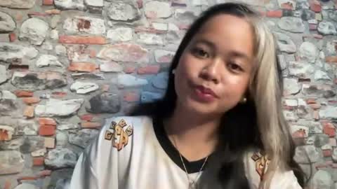 lilvixenbaby24 online show from July 15, 2:44 pm