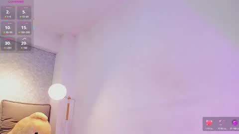 lily_cash1 online show from February 24, 2:42 pm