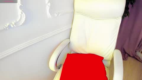 Lily online show from March 6, 3:49 am