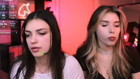 Lily online show from November 27, 7:43 pm