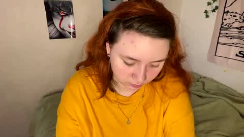 Snapshot of lily_shamy chatting on December 17, 11:49 am Alice online show from December 17, 11:49 am