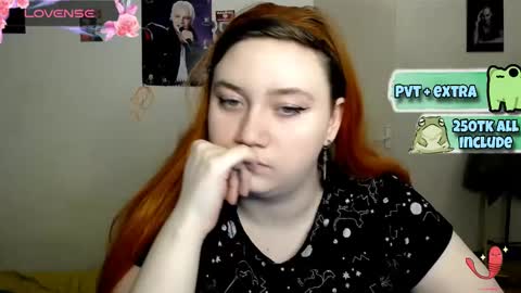 Snapshot of lily_shamy chatting on February 13, 5:22 pm Alice online show from February 13, 5:22 pm