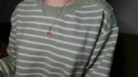 small lily online show from April 15, 5:16 pm