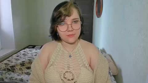 Lily online show from March 22, 5:44 am