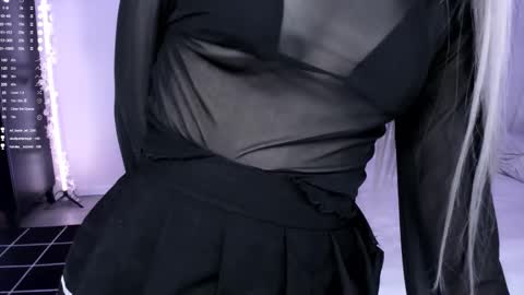 Lily online show from March 5, 12:11 pm