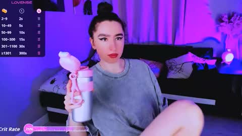 LILY online show from October 17, 8:07 am