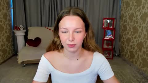 lilyeblake online show from February 23, 11:34 am