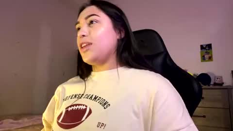 Lily online show from June 17, 11:10 pm