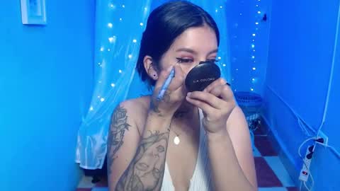 lilymoon_018 online show from June 5, 1:38 pm