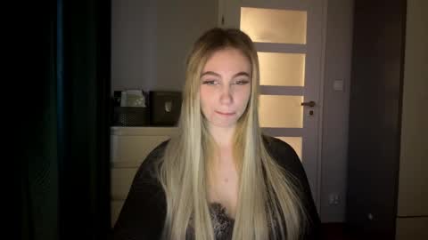 Lily online show from April 2, 5:42 pm