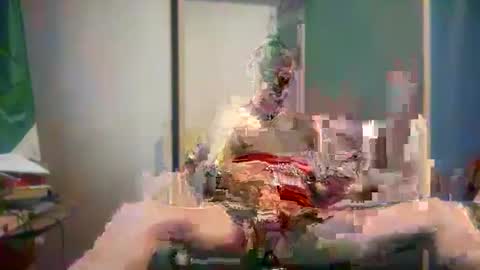 Lilythesmooth online show from May 12, 9:40 am