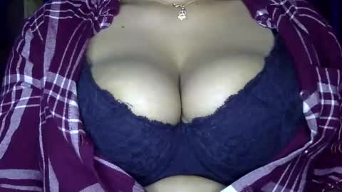 limaakter246618 online show from February 8, 5:05 pm