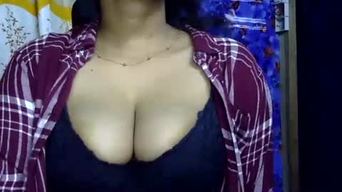 limaakter246618 online show from October 23, 6:09 pm