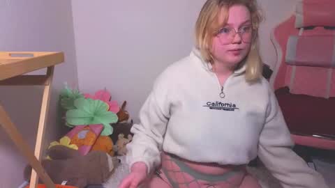 lime cat online show from October 18, 1:21 am