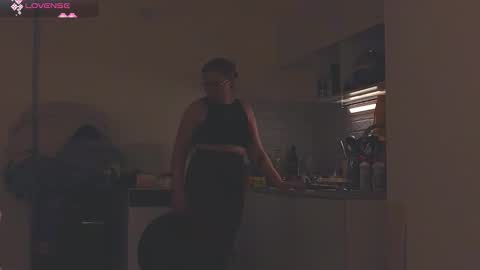 lime cat online show from November 23, 2:20 am