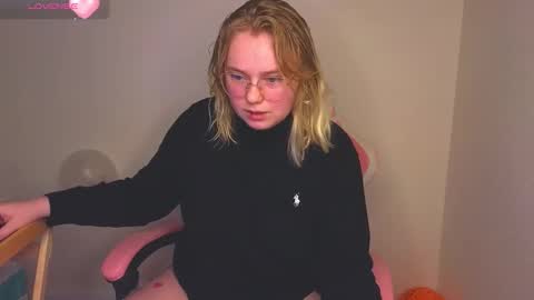 lime cat online show from November 14, 2:14 am