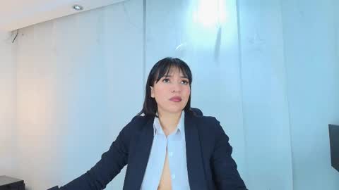  Lina Bedoya  online show from September 16, 11:45 am