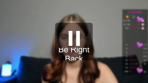 Snapshot of lina_hall chatting on December 6, 11:17 am lina hall online show from December 6, 11:17 am