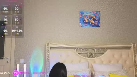Lina Robbins  online show from June 4, 12:05 am