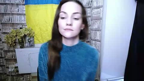 Lina online show from November 18, 9:45 am