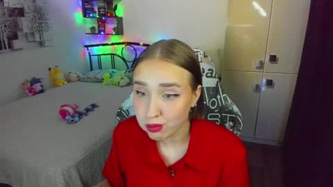 Lina online show from May 12, 9:46 pm