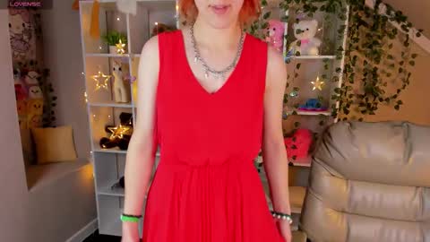 Linda online show from November 30, 9:27 am