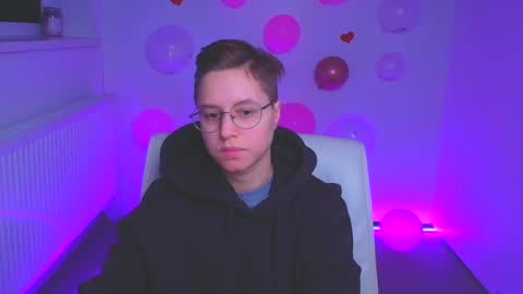 Linda online show from February 17, 11:44 am