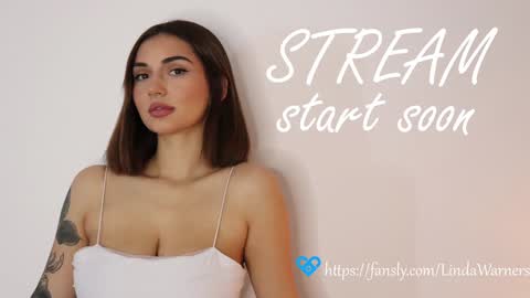 Snapshot of linda_warners chatting on January 24, 6:35 pm Call me Linda online show from January 24, 6:35 pm