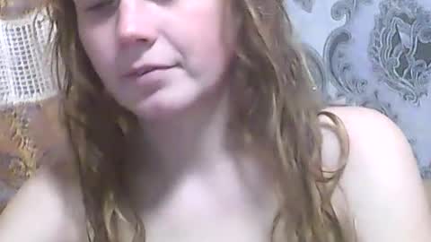 LindaAhSkysX online show from July 8, 9:40 pm