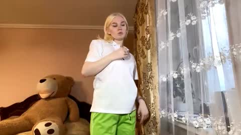 Luna online show from October 28, 12:39 pm