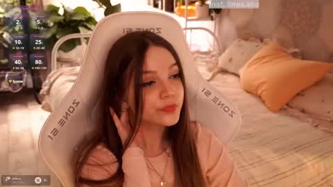 linesssssa online show from March 17, 4:56 pm