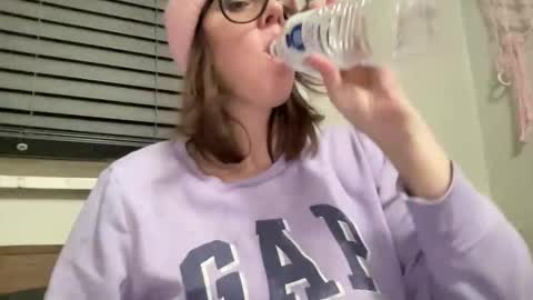 linusloves online show from February 1, 4:31 am