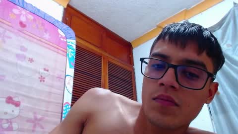 Snapshot of lion_grr chatting on September 19, 3:10 am lion_grr online show from September 19, 3:10 am