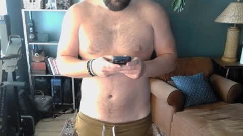 Daddy Lion online show from December 11, 3:26 pm