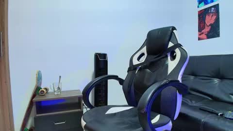 Lior Vante online show from March 5, 2:09 am