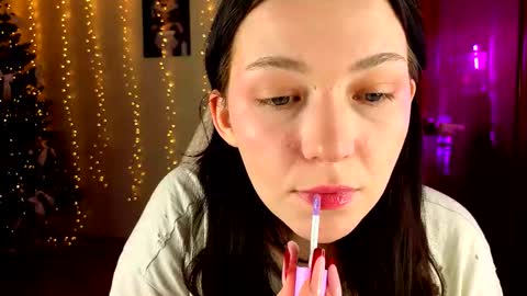 lirara online show from January 7, 3:39 pm