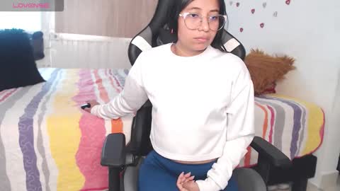 Snapshot of lisa_sexxy chatting on October 21, 2:21 pm faisury online show from October 21, 2:21 pm