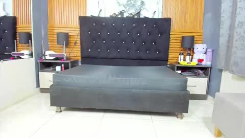 lisa_sweetas online show from November 16, 7:38 pm