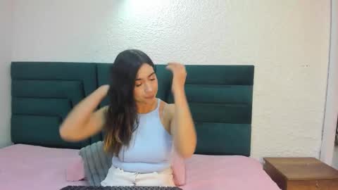 lisa white  online show from January 6, 4:16 am