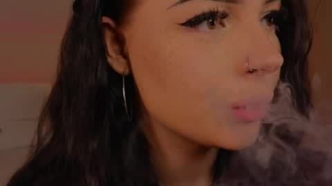 lisaaaliss online show from April 19, 10:05 am