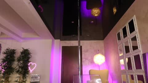 onlyfans-lisaakira instagram-lisaakira9  twitter-lisaakira4 online show from November 22, 7:07 am