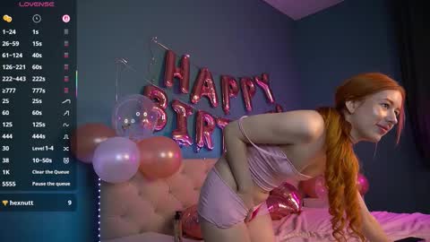 Lisa online show from February 19, 1:38 am