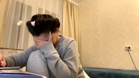 Lissa online show from November 27, 5:20 pm