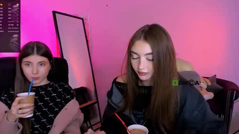 Snapshot of lissa_night chatting on October 19, 1:05 pm lissa_night online show from October 19, 1:05 pm
