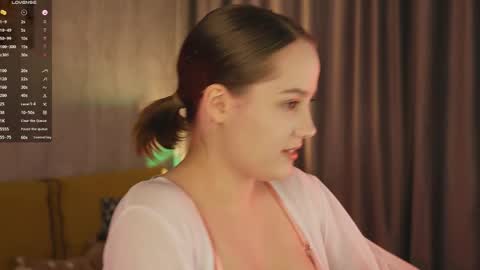 Lissa online show from April 5, 1:30 pm